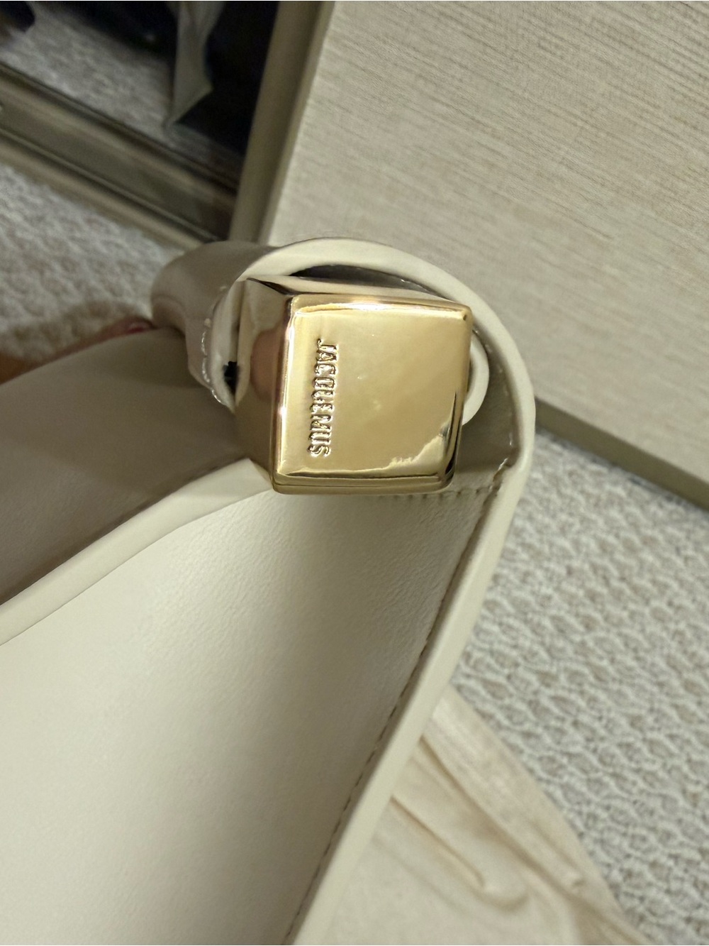 Jacquemus Rond Carre Clutch - Picture 7 of 7
